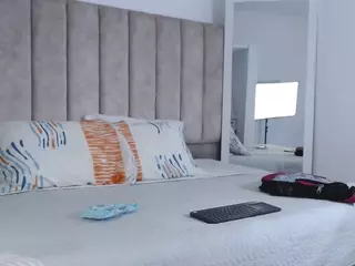 luisacastelx's Live Sex Cam Show