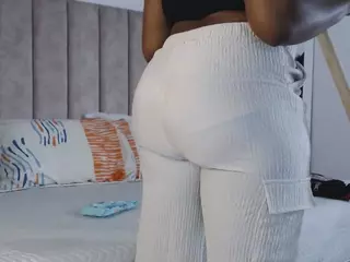luisacastelx's Live Sex Cam Show