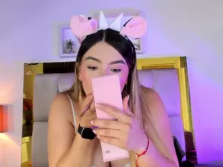 Emma R's Live Sex Cam Show