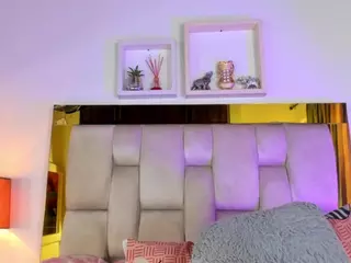 Emma R's Live Sex Cam Show