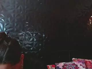 vicky-oba's Live Sex Cam Show