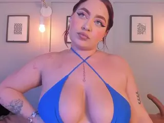 allasskaa's Live Sex Cam Show