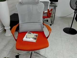 Live cam show with fallooon