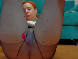 emilianna666's Live Sex Cam Show