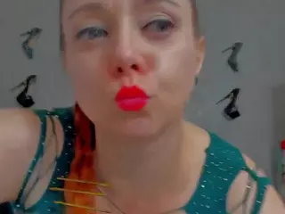 emilianna666's Live Sex Cam Show