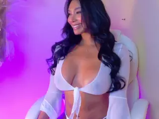 MEEGAN IS BACK's Live Sex Cam Show