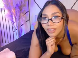 MEEGAN IS BACK's Live Sex Cam Show