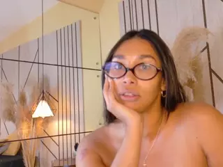 MEEGAN IS BACK's Live Sex Cam Show