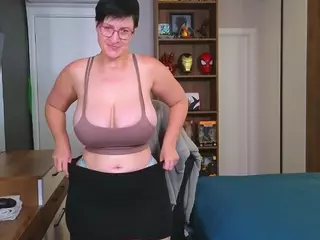 curvyjules's Live Sex Cam Show