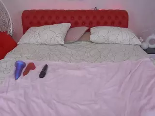 littleshyyy's Live Sex Cam Show