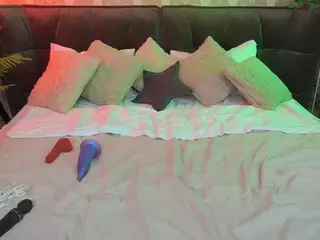 littleshyyy's Live Sex Cam Show