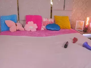 littleshyyy's Live Sex Cam Show