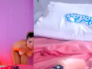 VAIOLET's Live Sex Cam Show