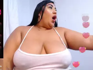 Kamila Brown🍑's Live Sex Cam Show