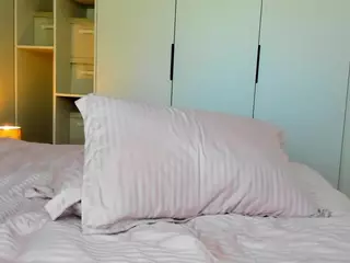 allison-ally's Live Sex Cam Show