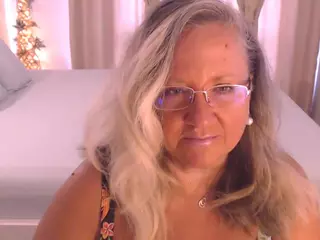 Arony's Live Sex Cam Show