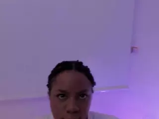 Shantal's Live Sex Cam Show