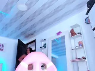 britany-hot's Live Sex Cam Show