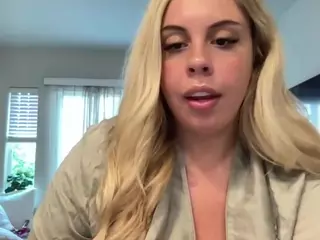 lillylox's Live Sex Cam Show