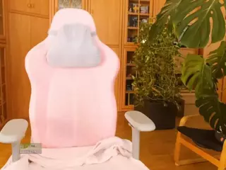 nicolebloom's Live Sex Cam Show