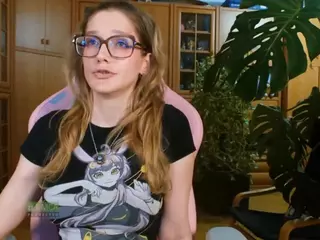 nicolebloom's Live Sex Cam Show