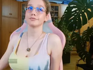 nicolebloom's Live Sex Cam Show