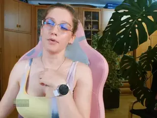 nicolebloom's Live Sex Cam Show