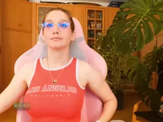 nicolebloom's Live Sex Cam Show