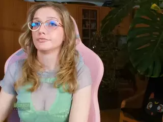 nicolebloom's Live Sex Cam Show
