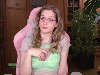 nicolebloom's Live Sex Cam Show