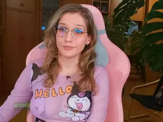 nicolebloom's Live Sex Cam Show