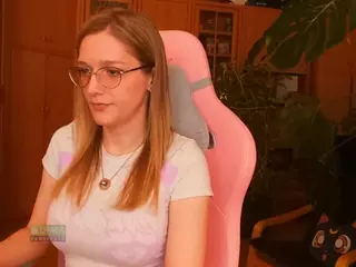 nicolebloom's Live Sex Cam Show