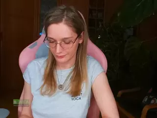 nicolebloom's Live Sex Cam Show
