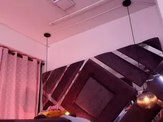 violeta-sanz's Live Sex Cam Show