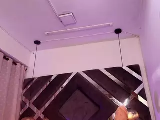violeta-sanz's Live Sex Cam Show