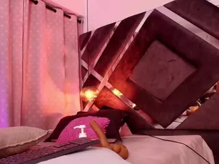violeta-sanz's Live Sex Cam Show