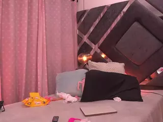 violeta-sanz's Live Sex Cam Show