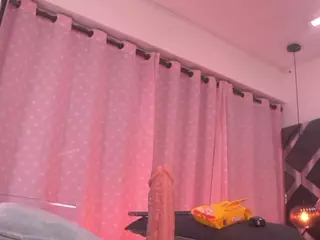 violeta-sanz's Live Sex Cam Show