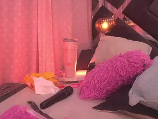 violeta-sanz's Live Sex Cam Show