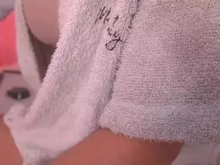 violeta-sanz's Live Sex Cam Show
