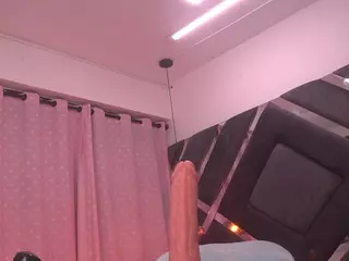 violeta-sanz's Live Sex Cam Show