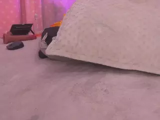 violeta-sanz's Live Sex Cam Show