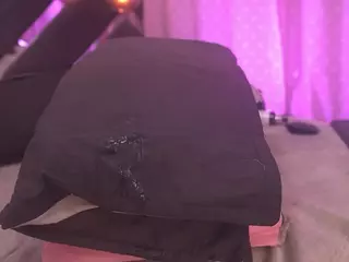 violeta-sanz's Live Sex Cam Show