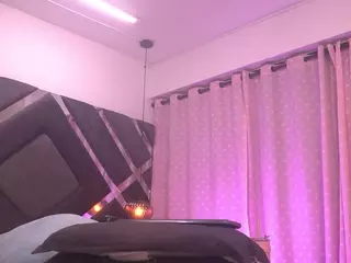 violeta-sanz's Live Sex Cam Show