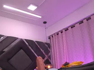 violeta-sanz's Live Sex Cam Show