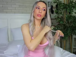 Emilly Bronte's Live Sex Cam Show