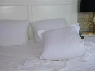 Emilly Bronte's Live Sex Cam Show