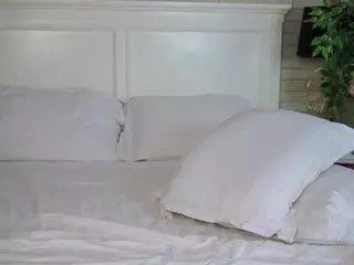 Emilly Bronte's Live Sex Cam Show