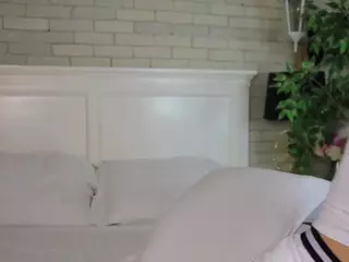 Emilly Bronte's Live Sex Cam Show