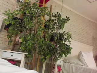 Emilly Bronte's Live Sex Cam Show